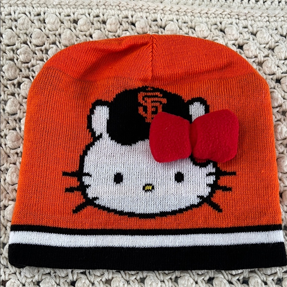 Hello Kitty San Francisco Giants reversible Orange Beanie and Earrings Set BN - Picture 2 of 6